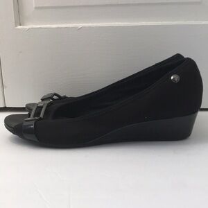2/$25 ANNE KLEIN SPORT Black Low Open Toe Wedges Size 6.5M